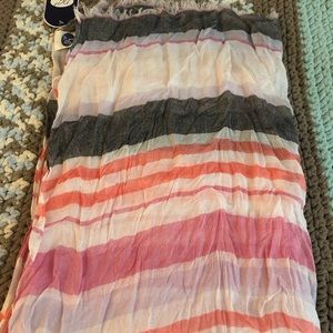 🌺Lightweight scarf (fabric is suppose to be crinkled)